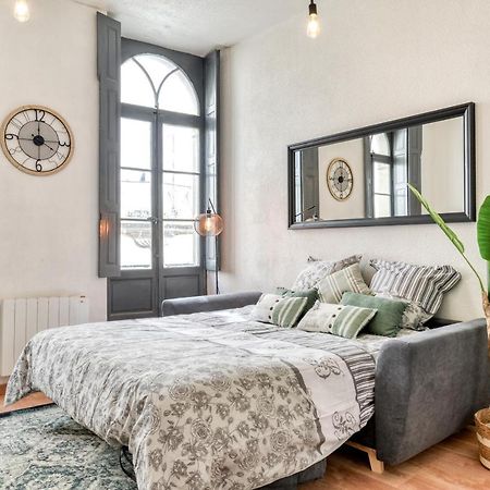 Appartement Parenthèse Occitane -WIFI - Balnéo- Parking Gratuit - Netflix à Carcassonne Extérieur photo