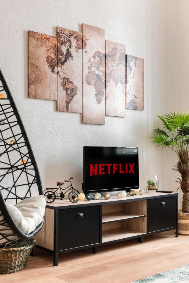 Appartement Parenthèse Occitane -WIFI - Balnéo- Parking Gratuit - Netflix à Carcassonne Extérieur photo