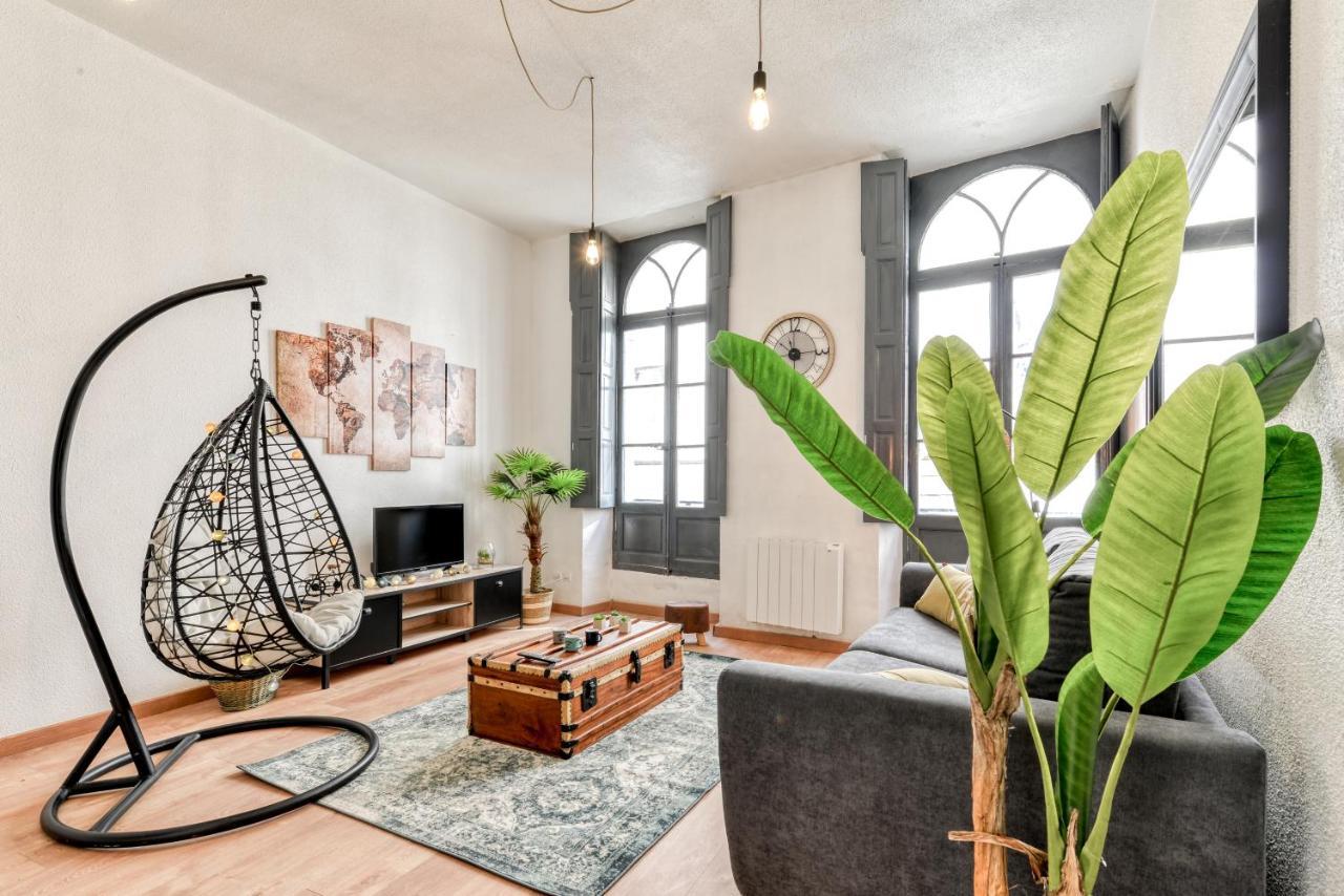 Appartement Parenthèse Occitane -WIFI - Balnéo- Parking Gratuit - Netflix à Carcassonne Extérieur photo