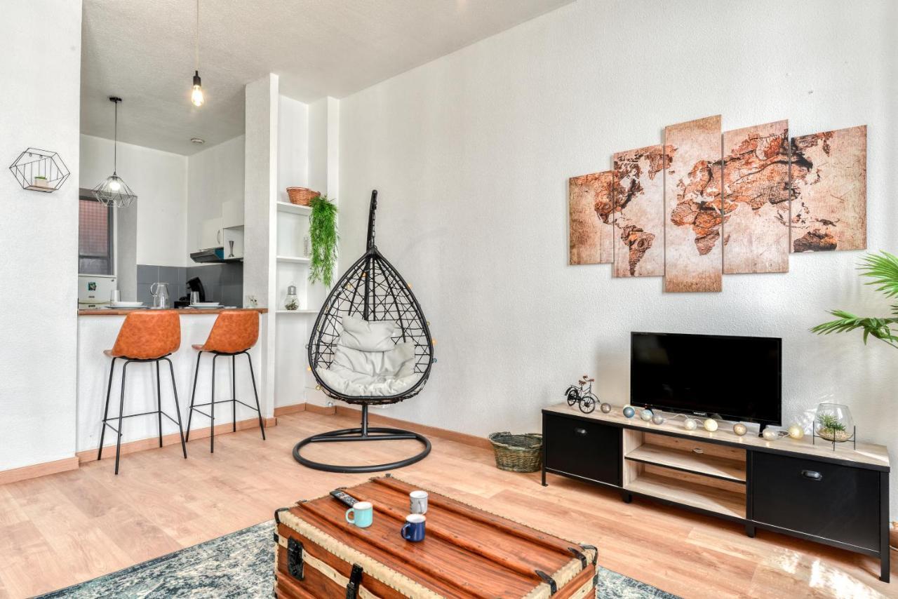 Appartement Parenthèse Occitane -WIFI - Balnéo- Parking Gratuit - Netflix à Carcassonne Extérieur photo