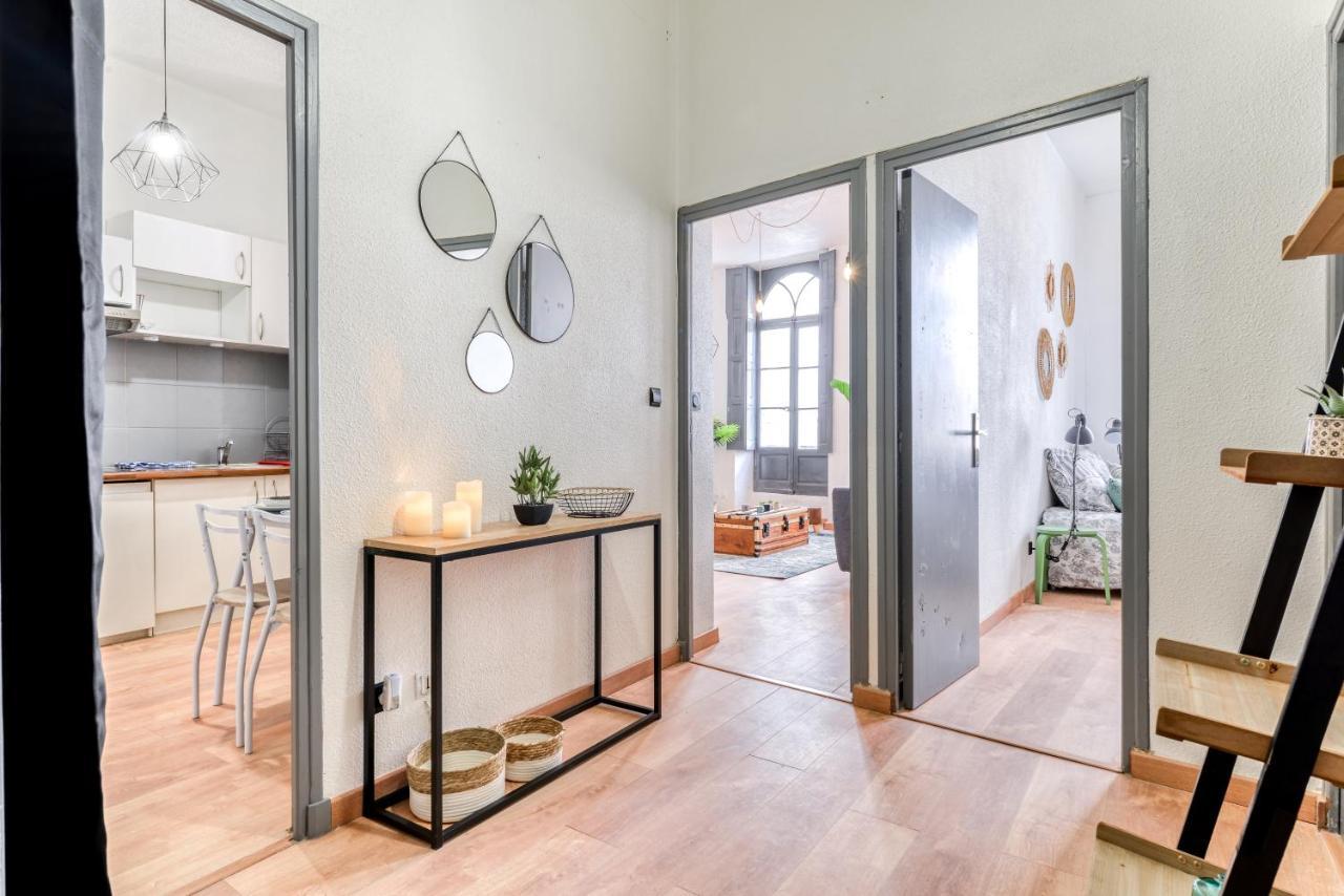 Appartement Parenthèse Occitane -WIFI - Balnéo- Parking Gratuit - Netflix à Carcassonne Extérieur photo